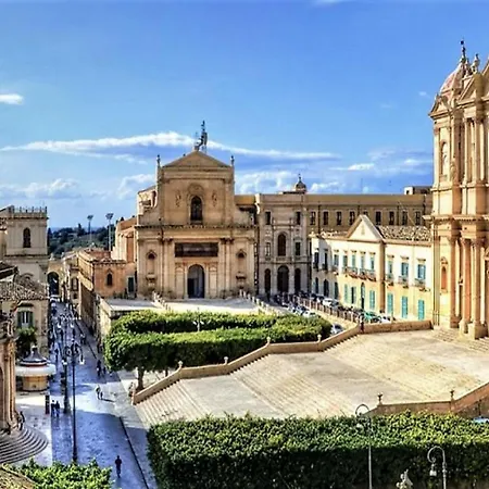 Casale Hibiscus * Santa Maria Del Focallo